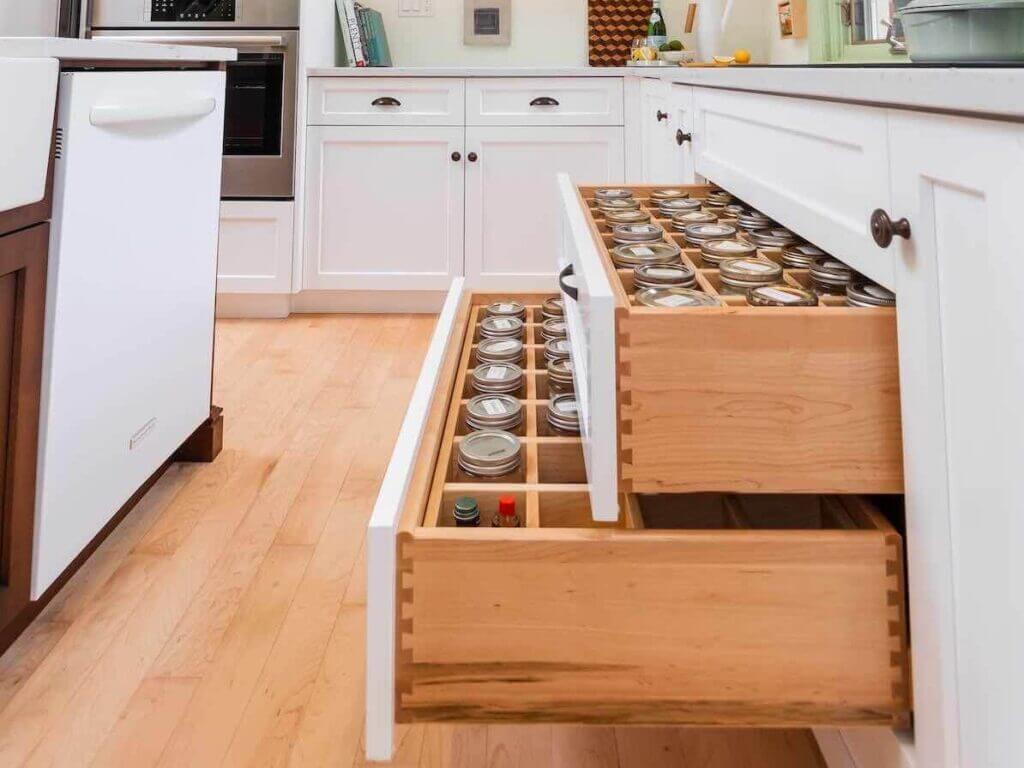 Guelph Kitchen Renovation Maximize your kitchen space Menno